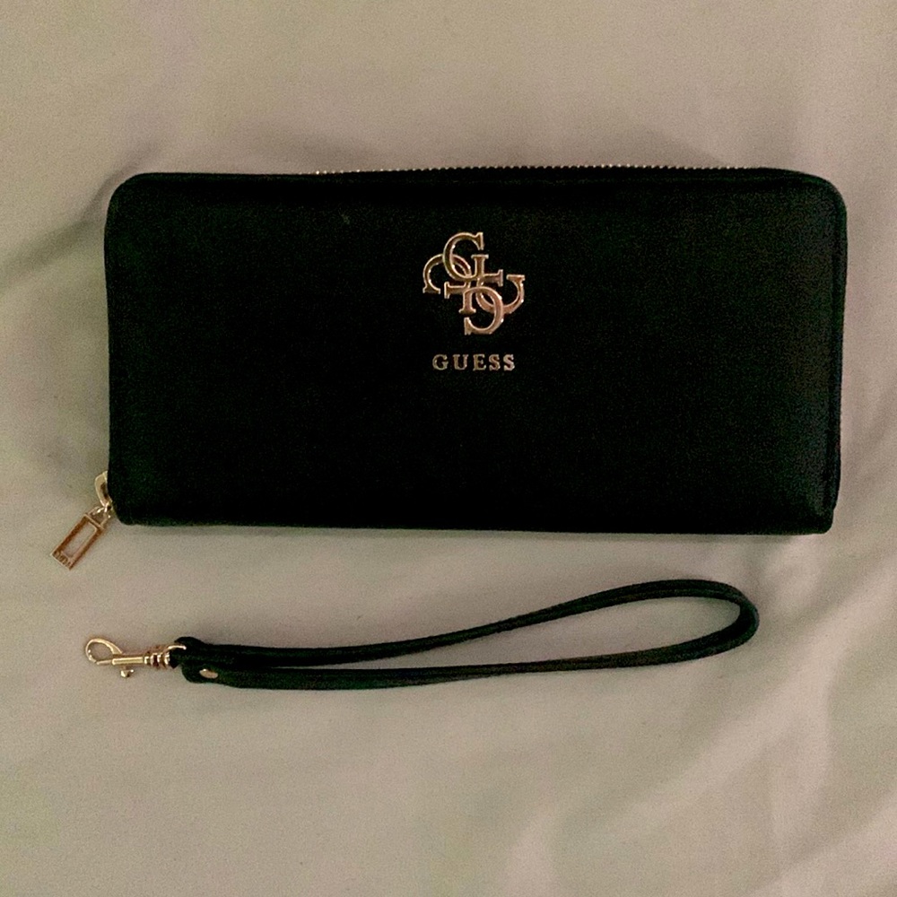 Guess Wallet - Picture 3 of 7
